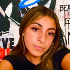 Meet your Posher, Jazmin